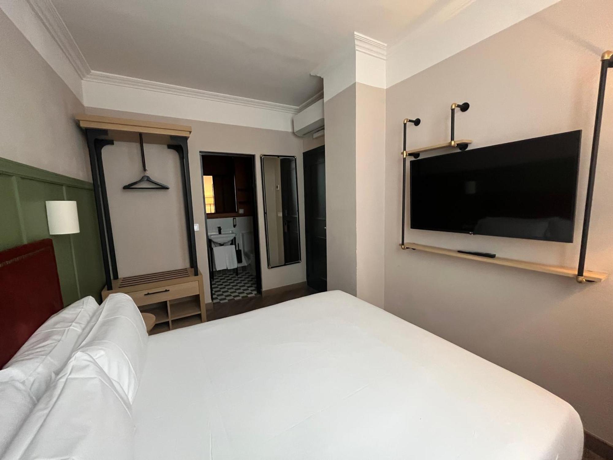 The Honest Hotel & Apartments Sevilla Exterior foto